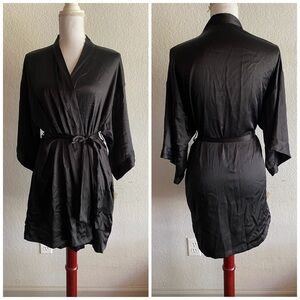 Victoria’s Secret Black Women's Robe